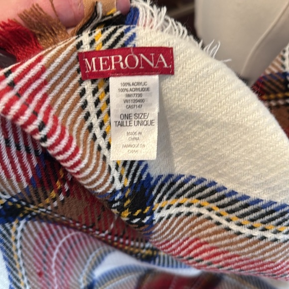 Woman's Merona Red Plaid Scarf/Wrap with fringe detail. - Picture 6 of 6